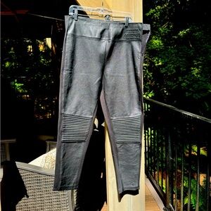 Size 2 xl- Harley Davidson leather pants with side stretch panels. NWT.